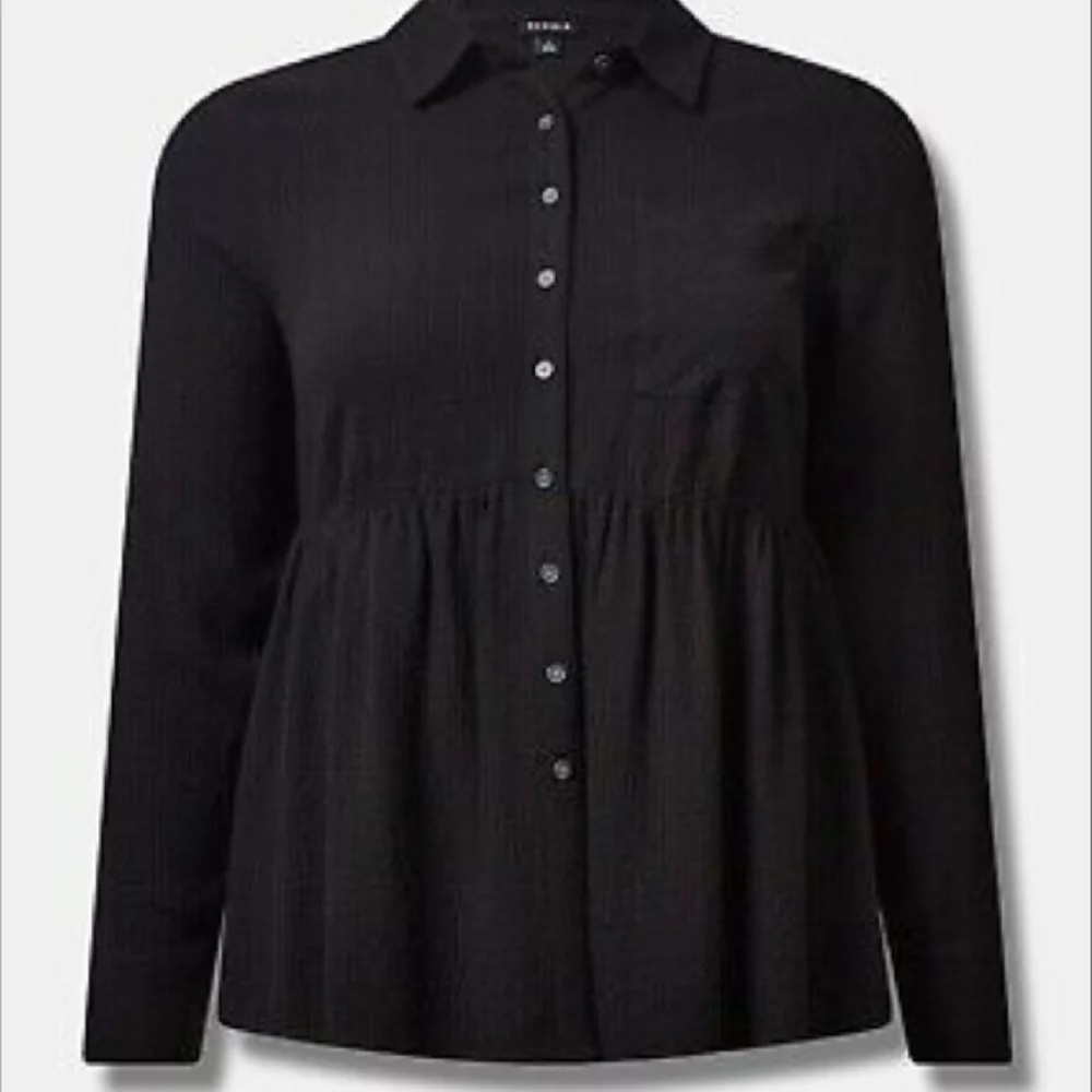 Torrid textured peplum long sleeve shirt 4 - Picture 4 of 8